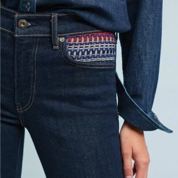 NWT Levis Made and Crafted Flared Denim Jeans Size 28 Dark Blue Wash - Picture 2 of 13